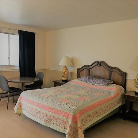Tumbleweed Motel Cache Creek Extérieur photo
