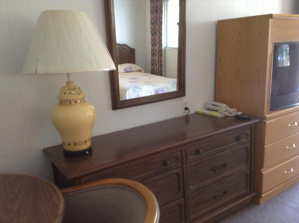 Tumbleweed Motel Cache Creek Chambre photo