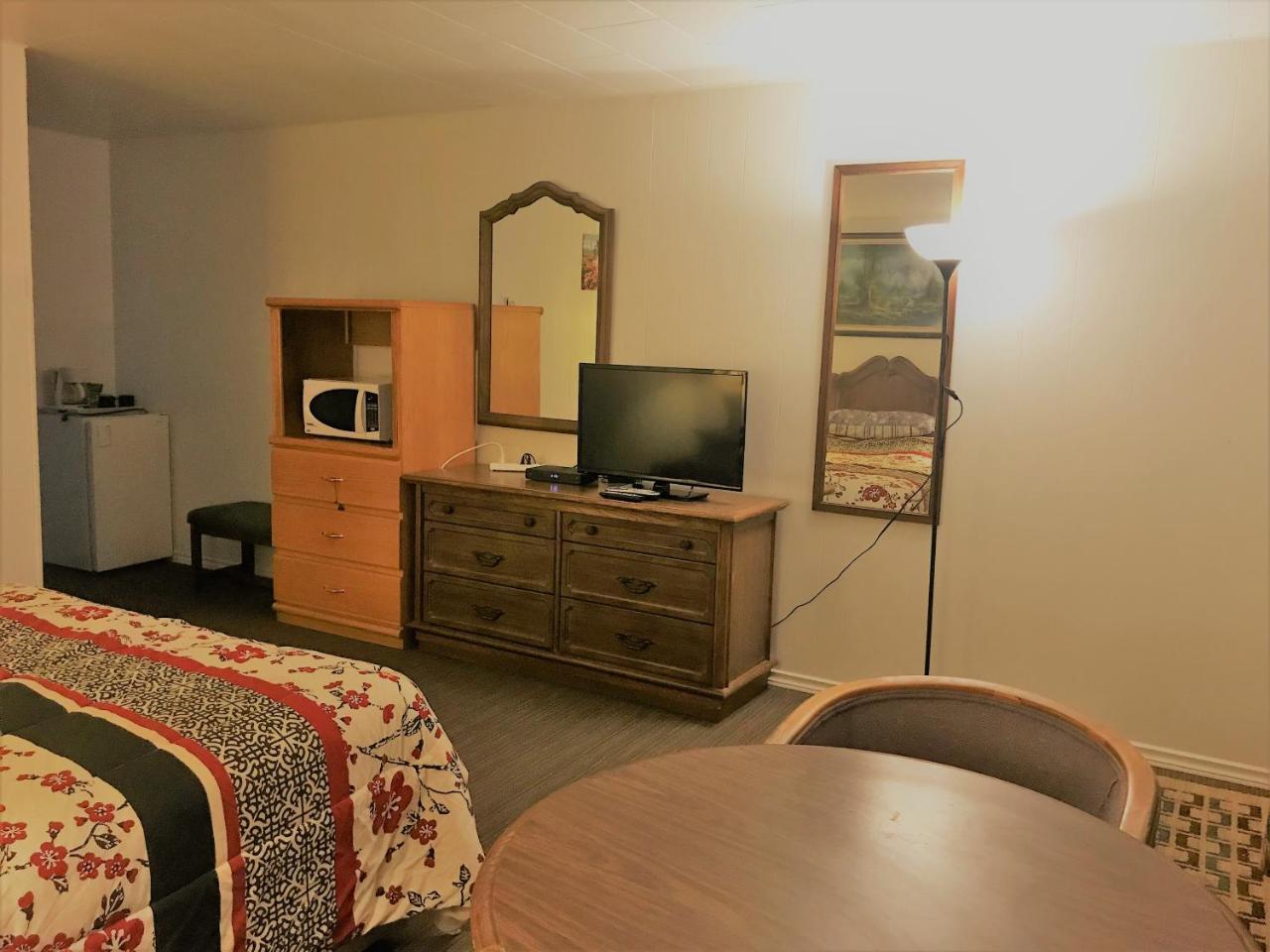 Tumbleweed Motel Cache Creek Extérieur photo